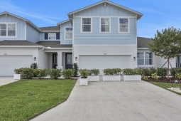 Seaire Townhomes