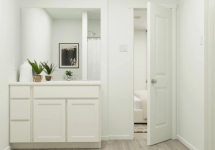 grove_core_2530_rend_idlewood_owners_bath_f1_112624.jpeg