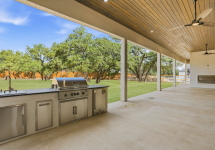 691b7323c7189acc639abe1f_61-web-or-mls-15 Wellesley Loop-61.jpg